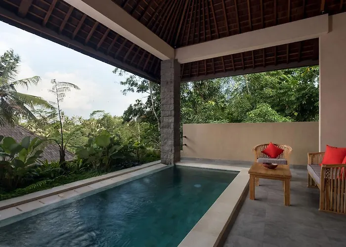Villa Atas *